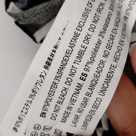 Forever 21 Contemporary Black/Ivory Stripe Crop Wide Leg Pant w/Tie Size Medium - Picture 5 of 9